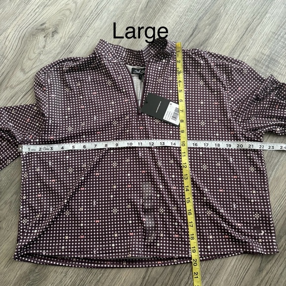 Bad Birdie 1/4 Zip Throwing Darts Long Sleeve
NWT - Picture 7 of 9